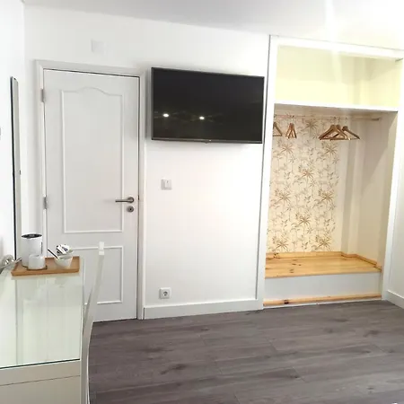 Nocleg ze śniadaniem Supertubos House Peniche