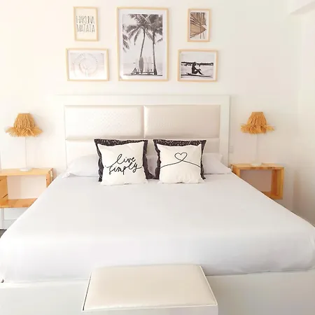 فندق مبيت وإفطار Supertubos House Peniche *