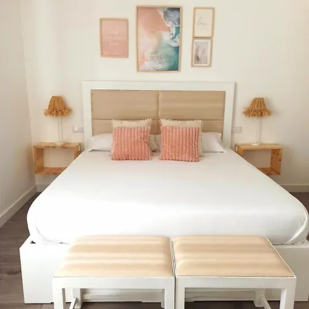 فندق مبيت وإفطار Supertubos House Peniche *