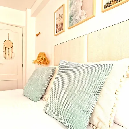 Supertubos House Peniche فندق مبيت وإفطار